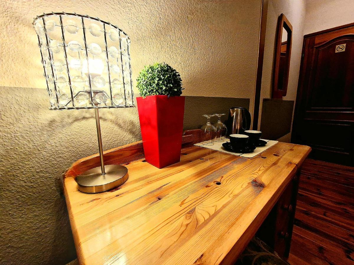 Cieszynski Boutique Hotel & Spa Stare Miasto Cieszyn เชียซึน ภายนอก รูปภาพ