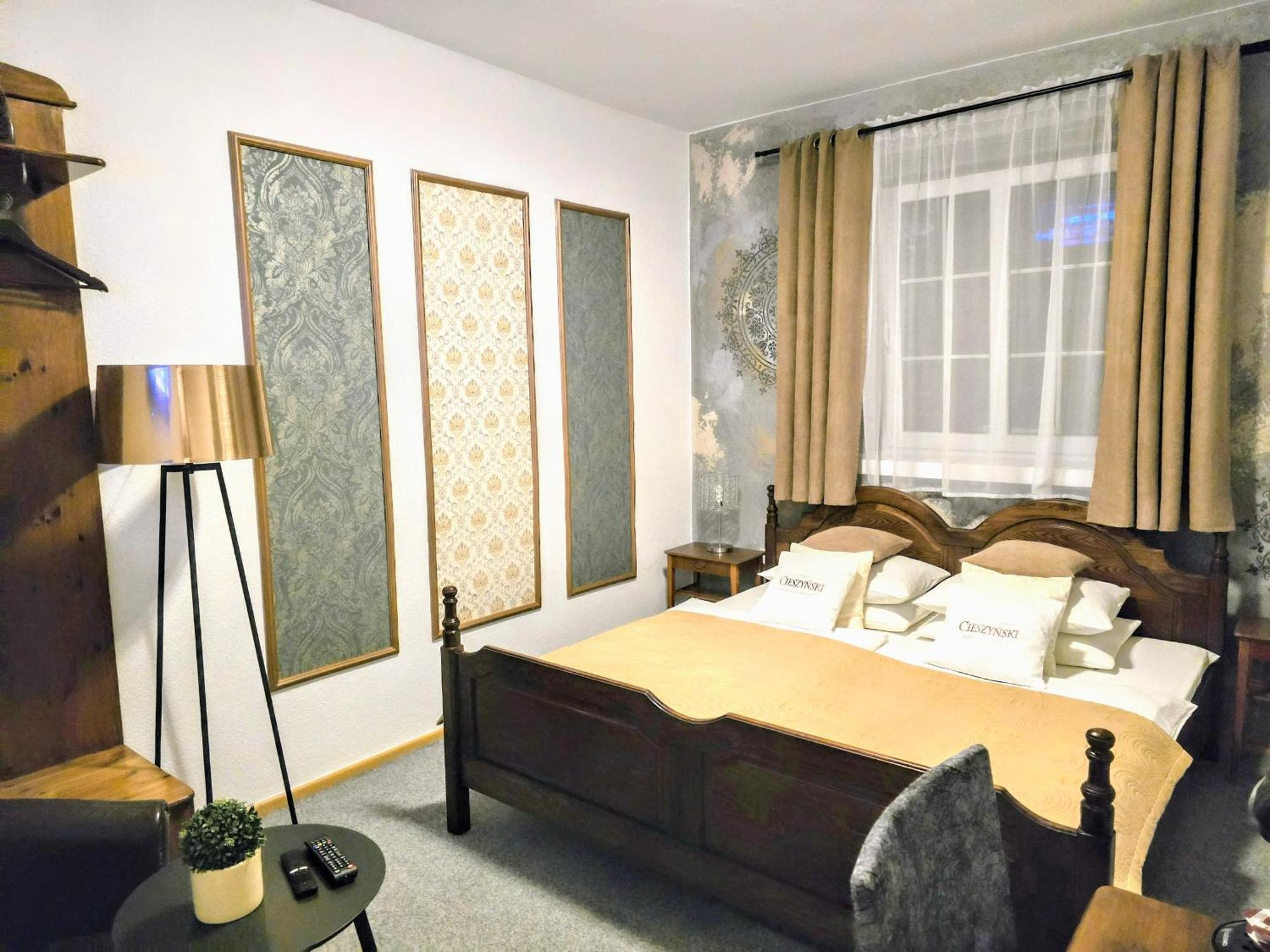 Cieszynski Boutique Hotel & Spa Stare Miasto Cieszyn เชียซึน ภายนอก รูปภาพ
