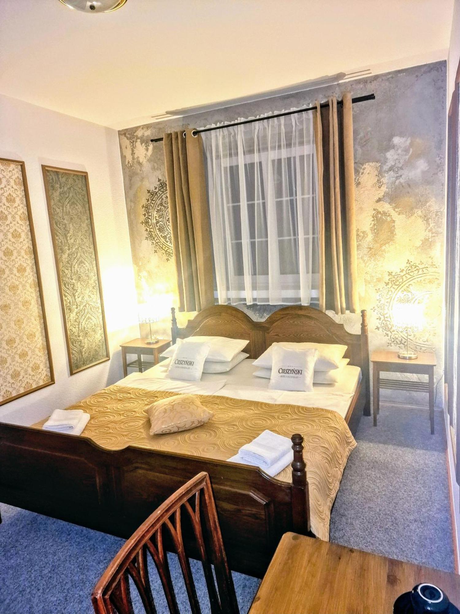 Cieszynski Boutique Hotel & Spa Stare Miasto Cieszyn เชียซึน ภายนอก รูปภาพ